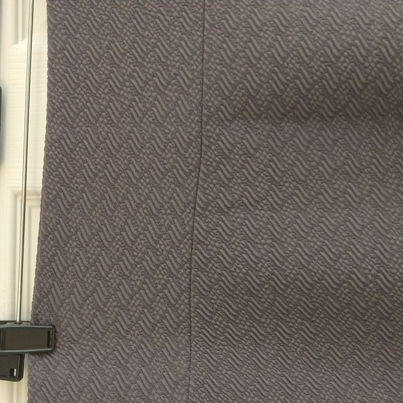 LuLaroe, gray skirt, size L, stretchy, used, womens - Picture 2 of 5